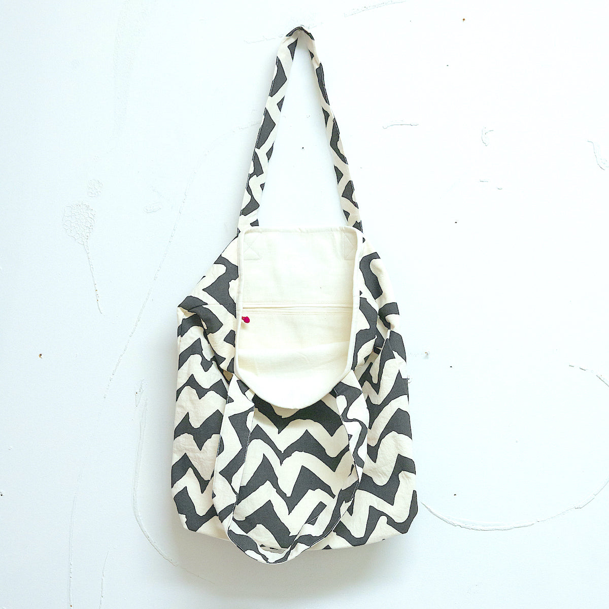 01.24.117- cotton tote bag