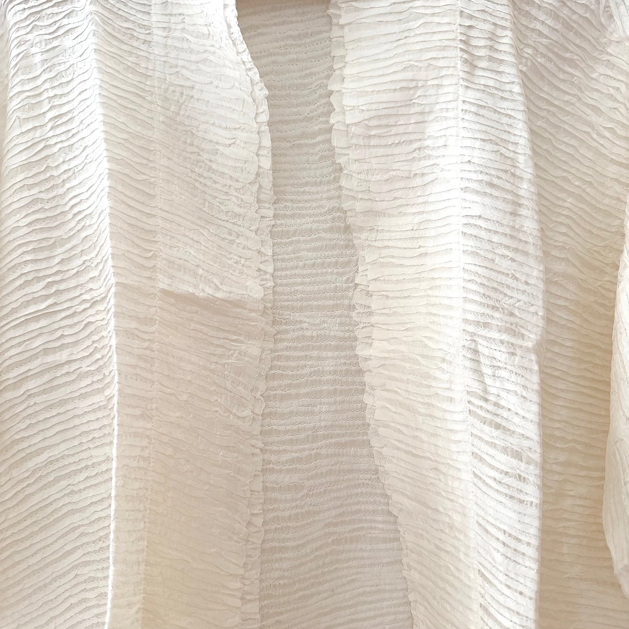 01.26.130 - Silk Shrug