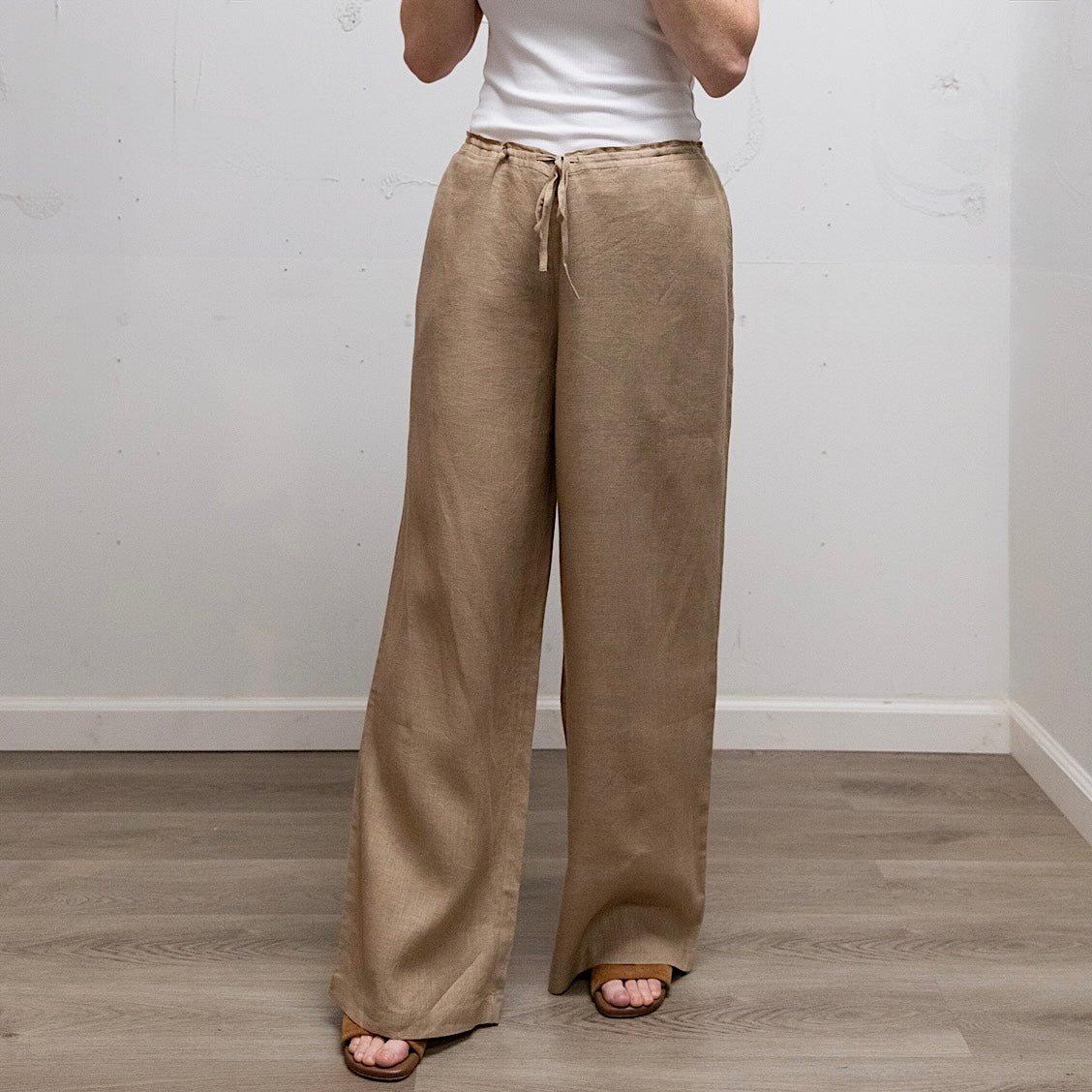 02.26.284 Straight Leg Linen Pants