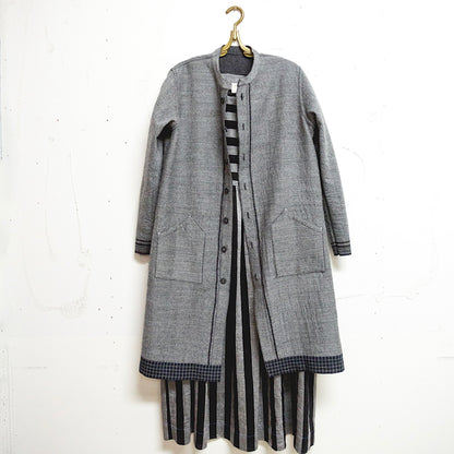 03.24.303 - reversible wool coat