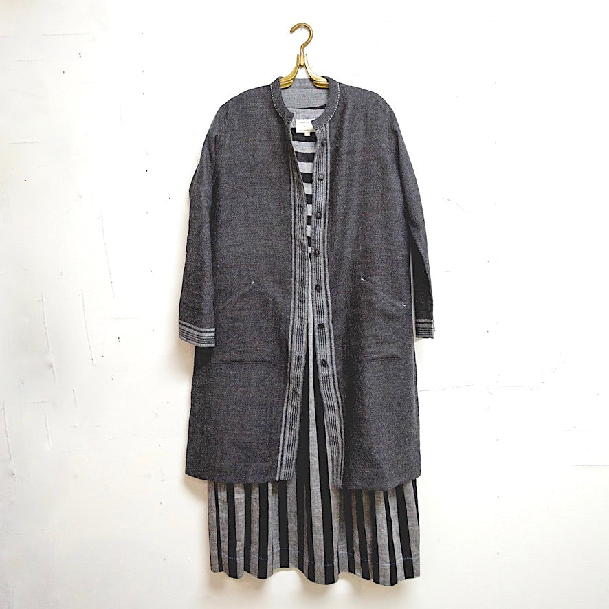 03.24.303 - reversible wool coat