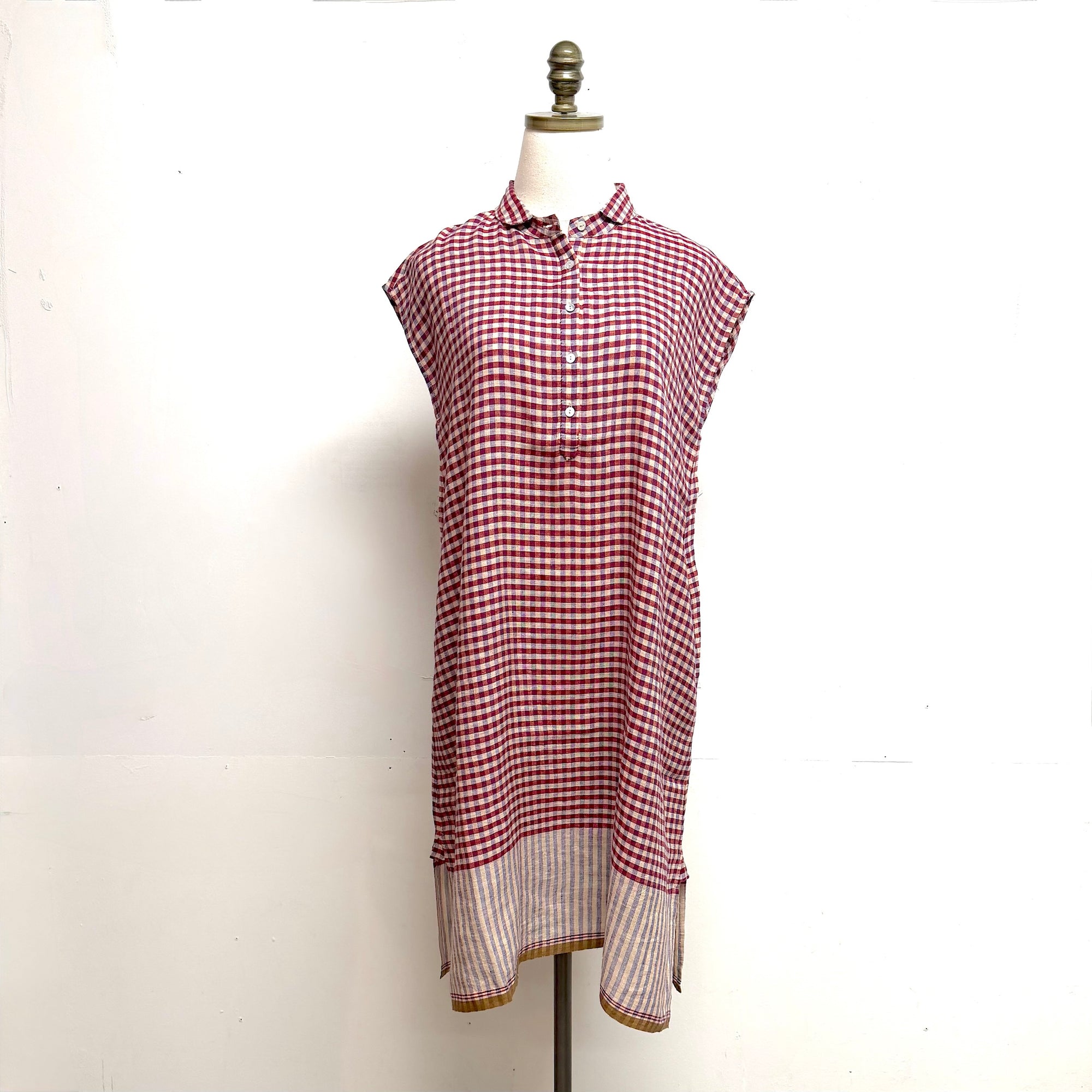 03.26.305 Linen Shift Dress