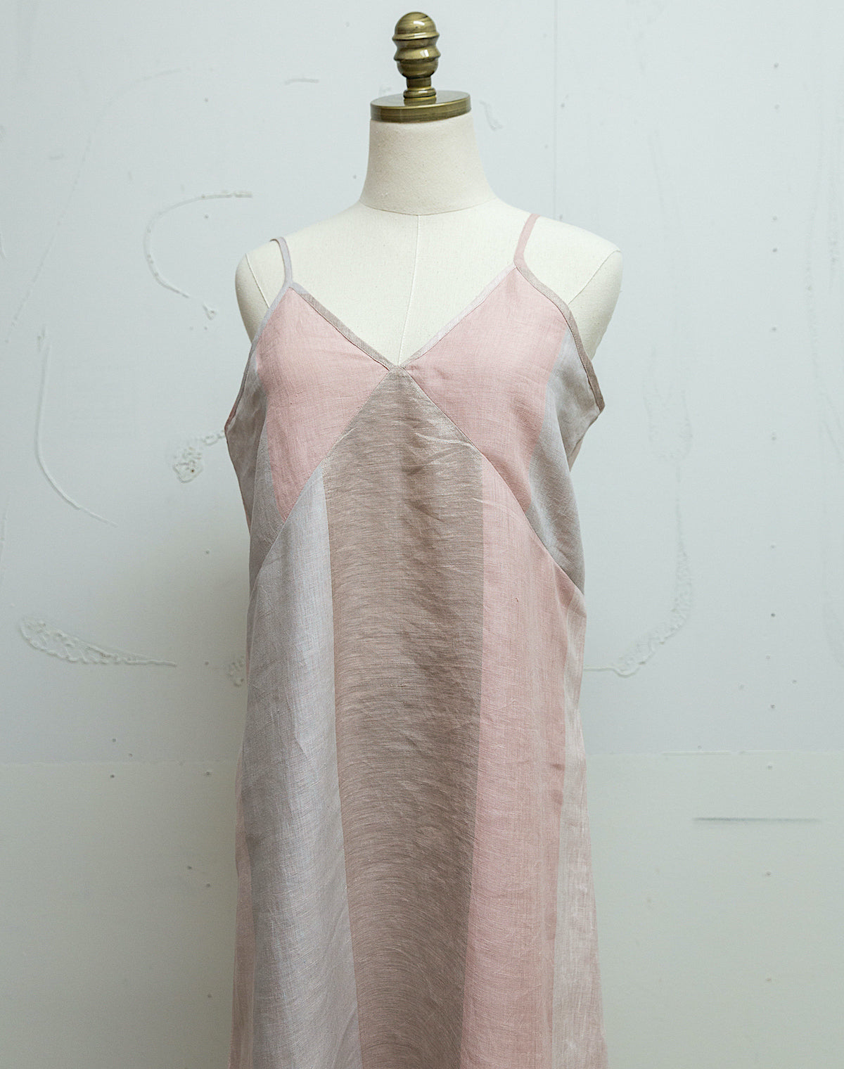 23MN16 - linen dress