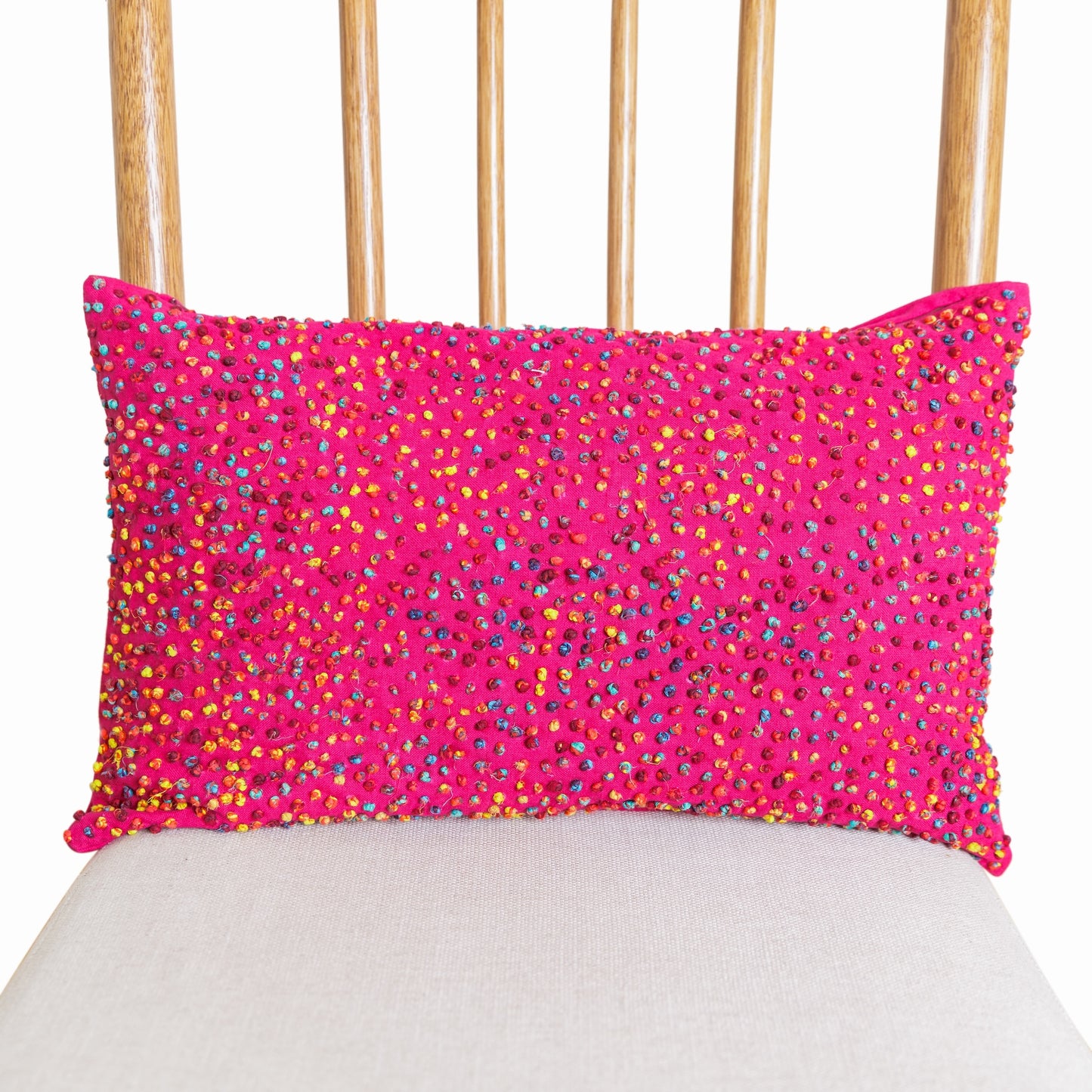 23tr20 - Hand embroidered french knot cotton pillow