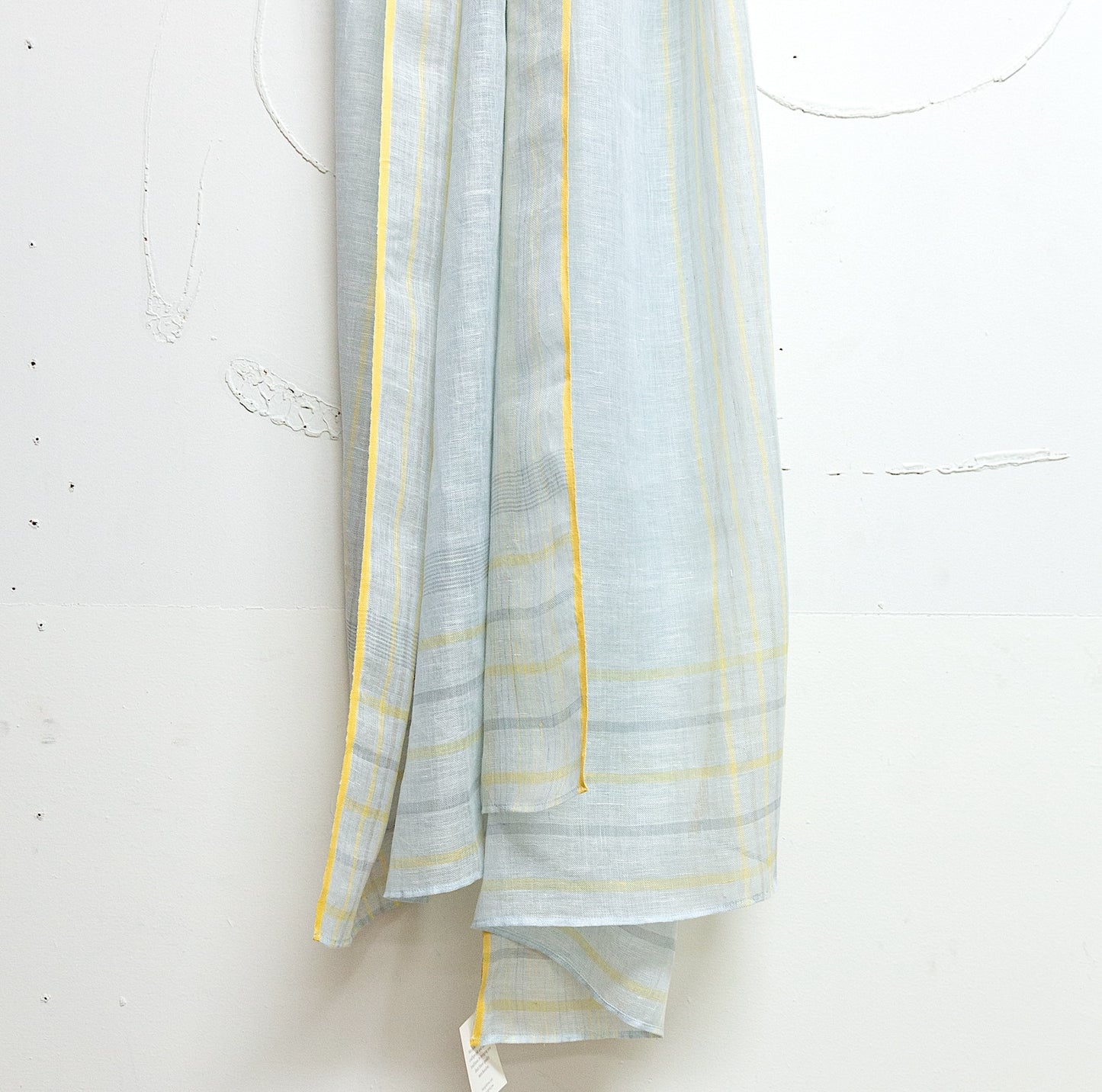 2473 linen stole