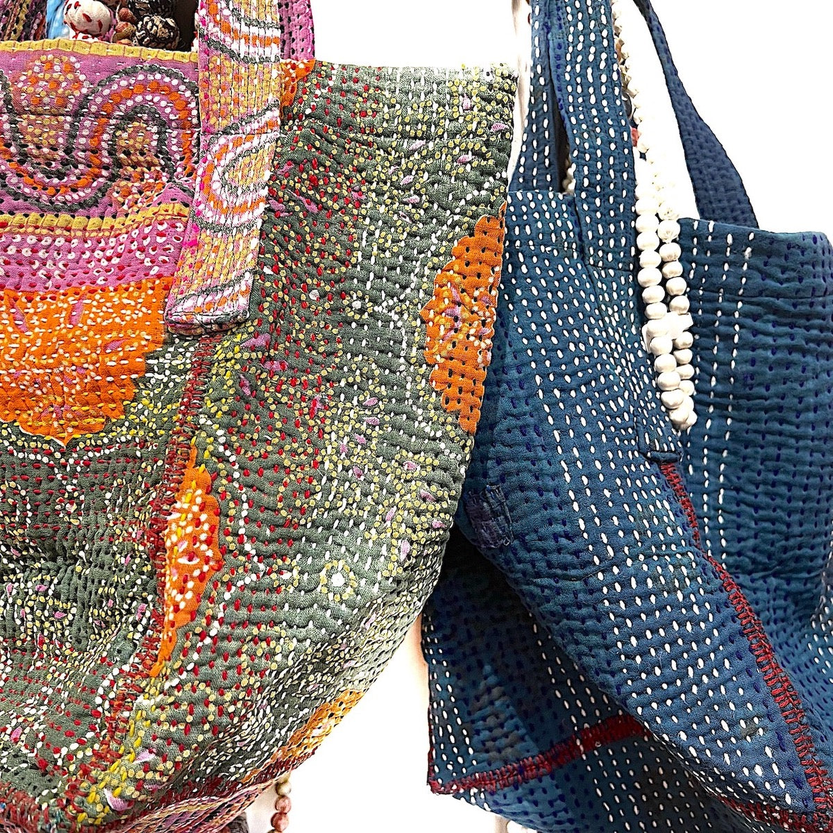 24TR30 - kantha tote