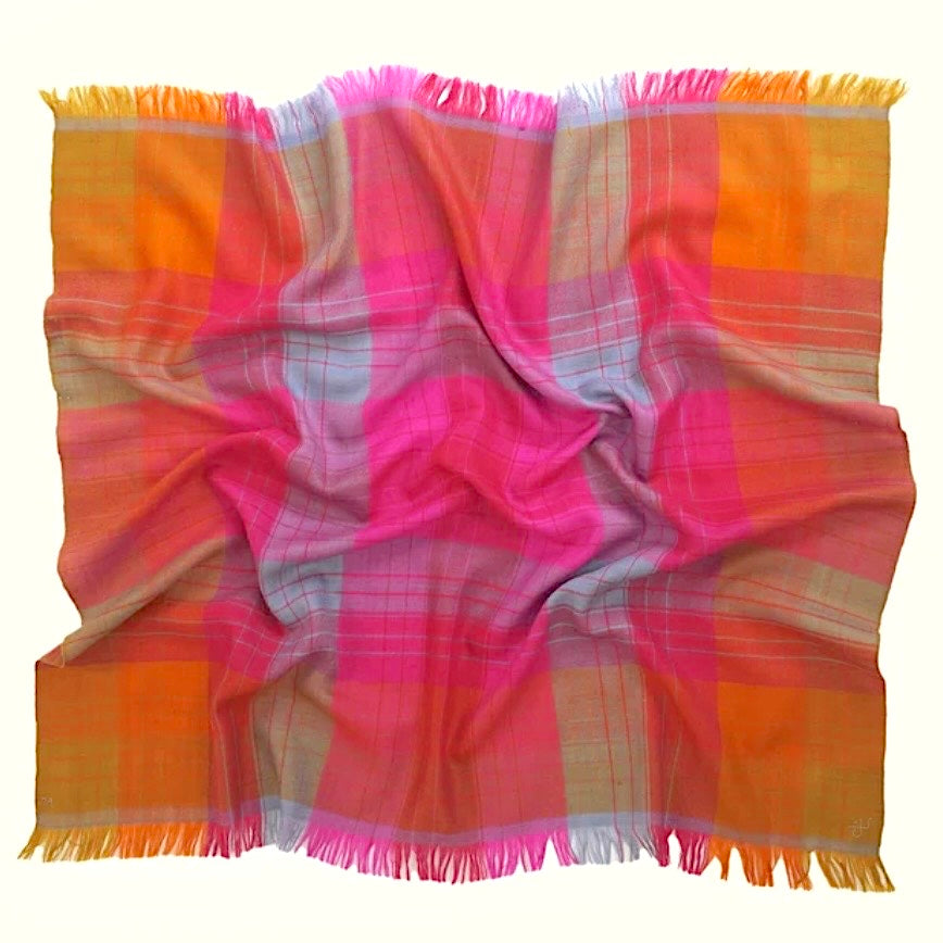 2653 Cashmere Neck Scarf