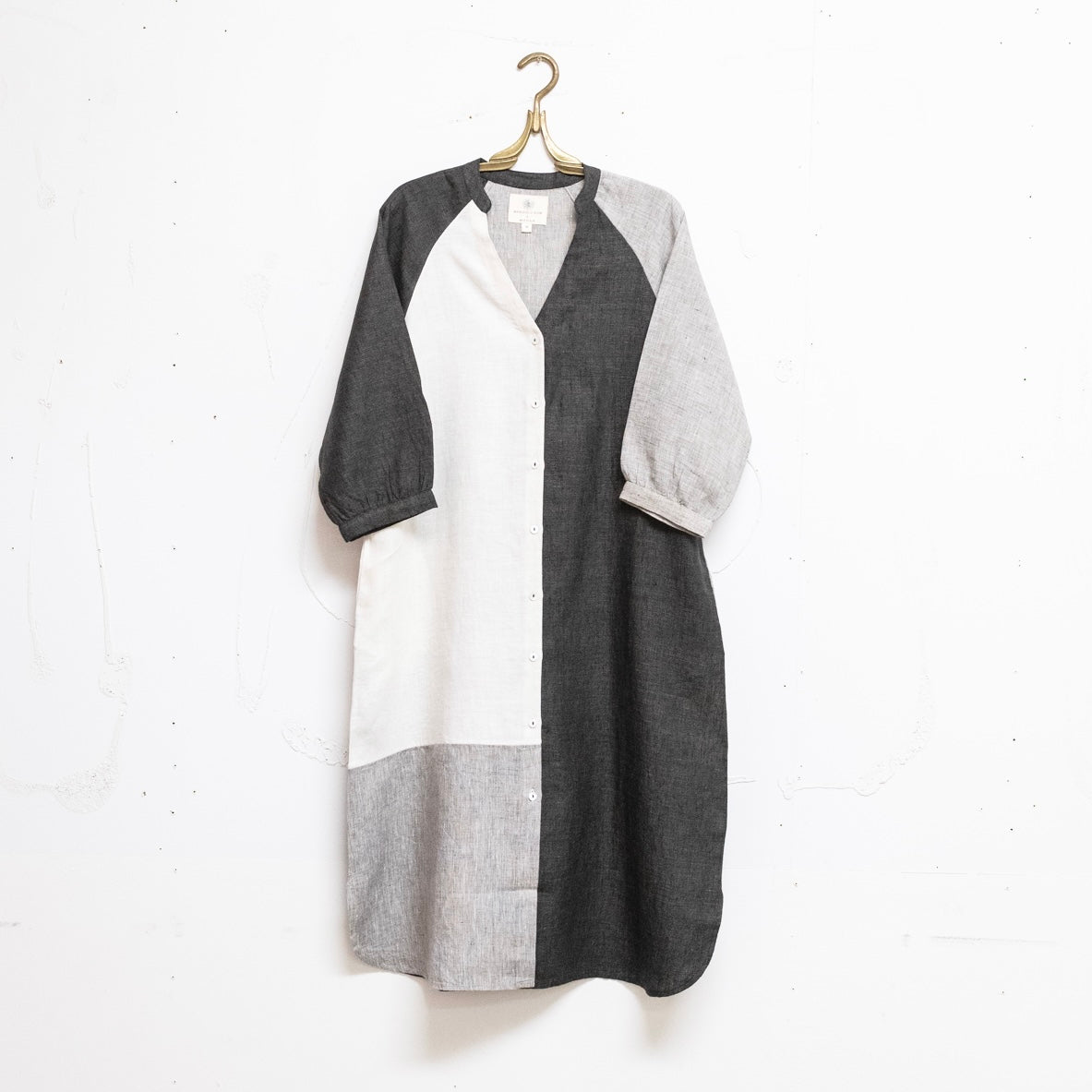 02.25.281 - Color Blocked Linen shirt Dress Medium 02.25.281 - Color Blocked Linen shirt Dress Medium
