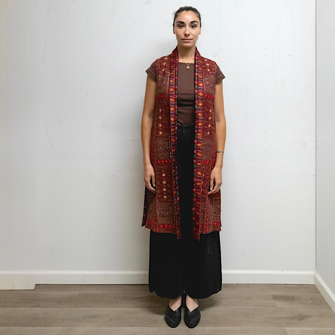 05.26.502- Embroidered Long Duster