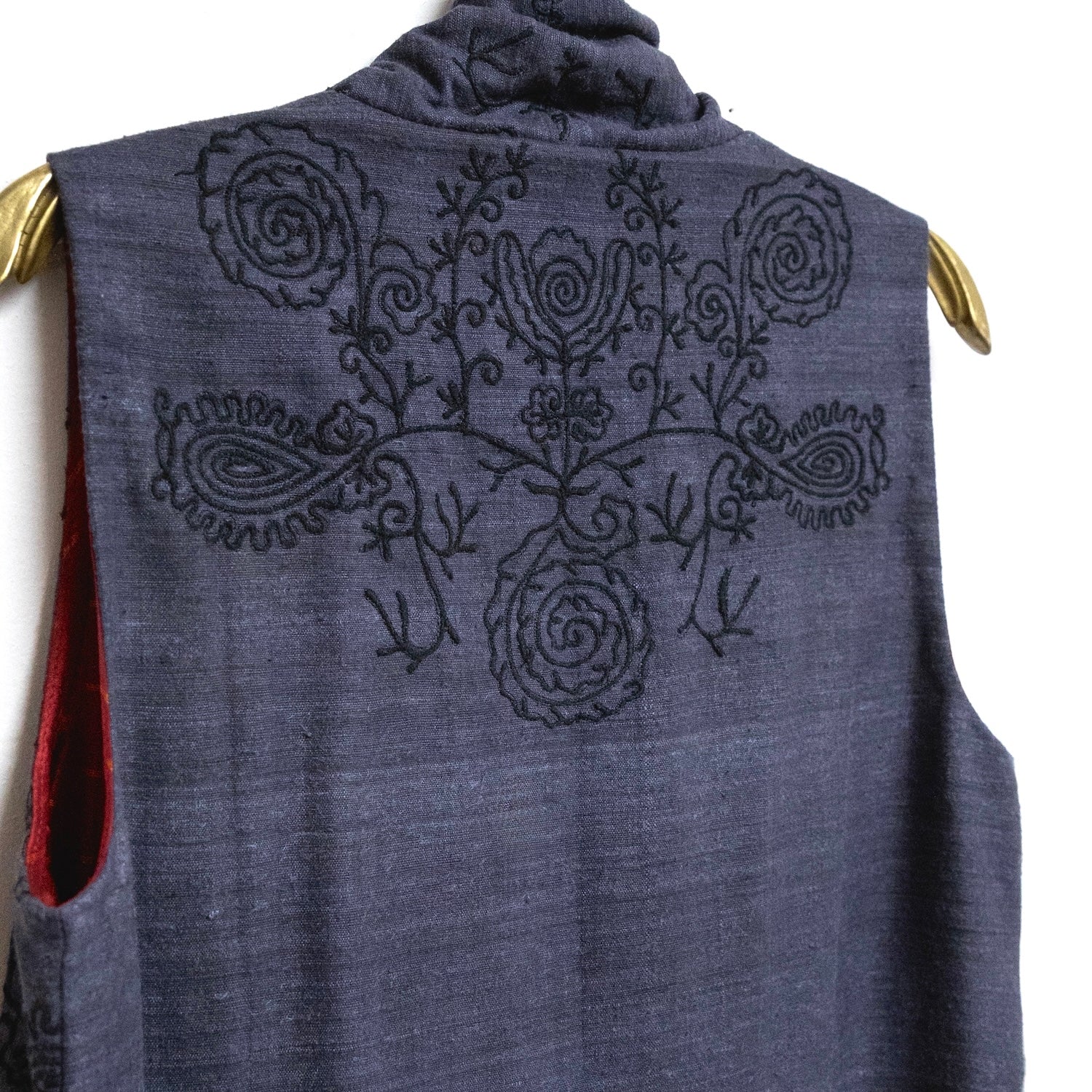 05.26.503 - Embroidered Duster coat
