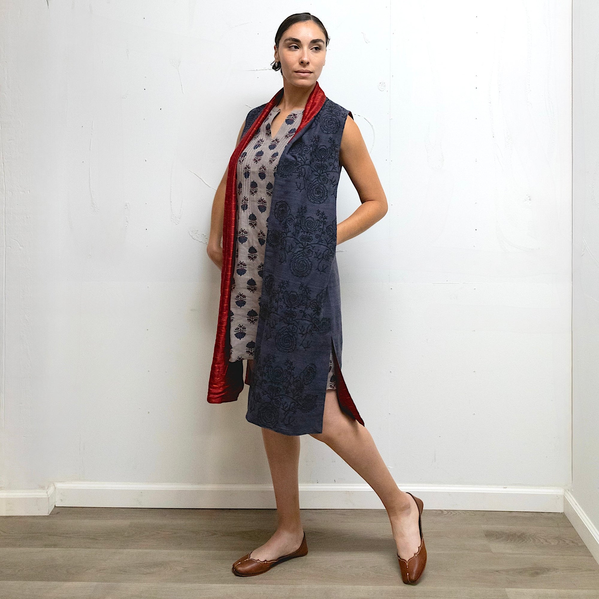 05.26.503 - Embroidered Duster coat